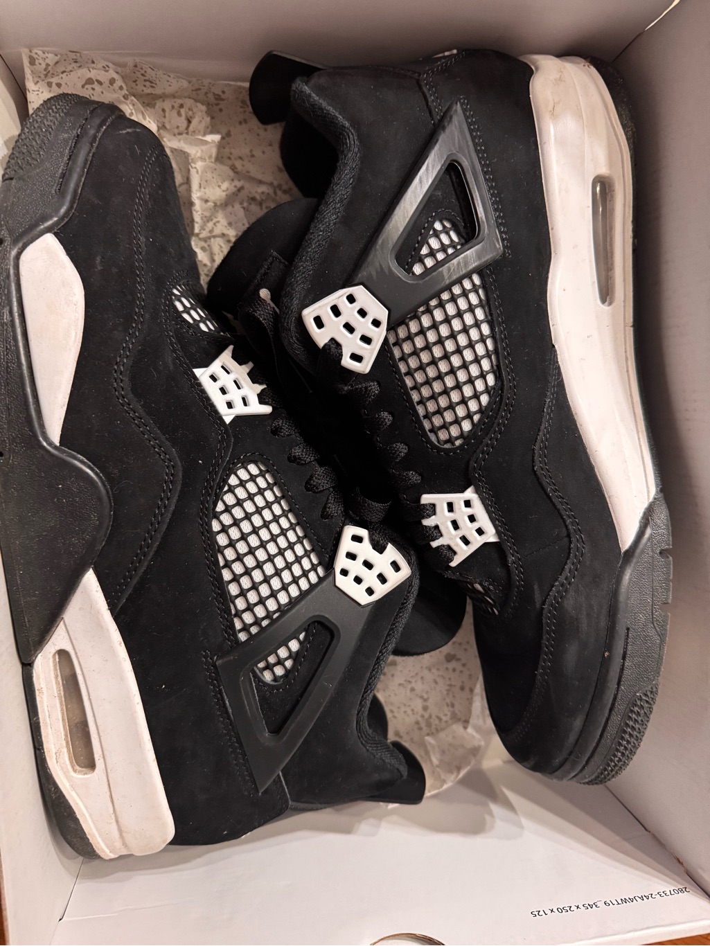 Jordan 4 Retro White Thunder
